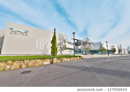 [四國水族館] 香川縣鮎田郡宇多津町濱 127956654