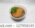 炸丸子蕎麥麵 127958145
