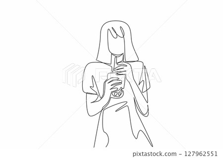Single continuous line drawing a woman in casual clothes holds glass of bubble tea with both hands. Sweet drink lovers. Made from tapioca. National Bubble Tea Day. One line design vector illustration 127962551