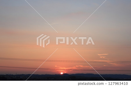 Sunset over the mountains 127963410