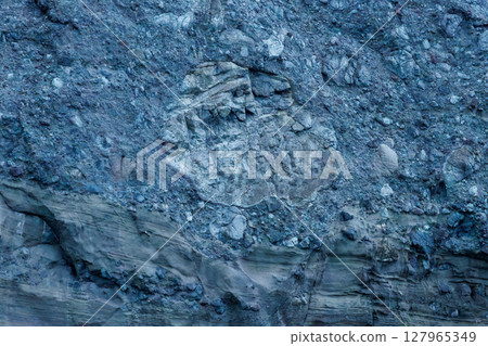 我在船上用刺網捕捉龍蝦。伊豆半島加茂郡南伊豆町中木寬藏海灘，2024年 127965349