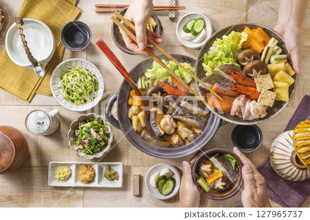 日常餐桌 Yosenabe 日常餐桌 Yosenabe 127965737