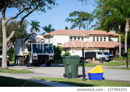 美國的垃圾收集場景 127968203