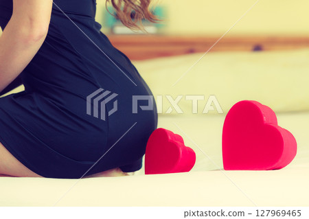 Woman part body bottom with heart. 127969465