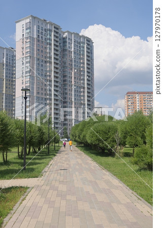 Summer on landscape park Yuzhnoye Butovo in Yuzhnoye Butovo district, Moscow, July 2022, Russia. 127970178