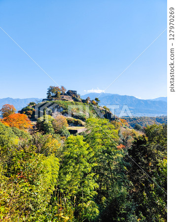 Naegi Castle Ruins (Autumn) Naegi Castle Ruins (Autumn) 127970269