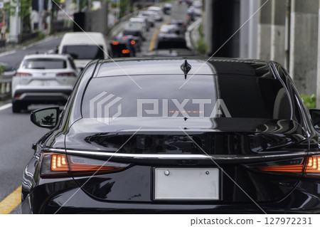 Private car Route 423 Shin-Midosuji driving image Private car Route 423 Shin-Midosuji driving image 127972231