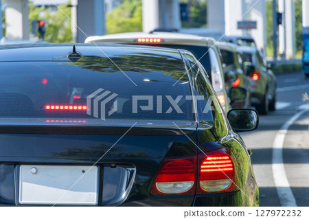 Private car Route 423 Shin-Midosuji driving image Private car Route 423 Shin-Midosuji driving image 127972232