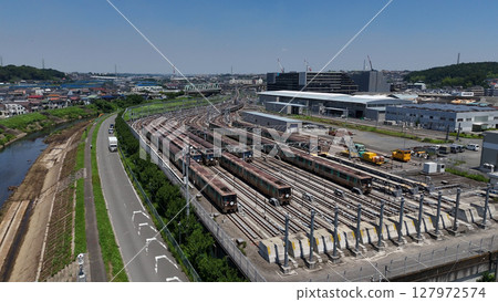 橫濱地鐵綠線川和車站(鳥瞰圖) - 日本橫濱都築區 橫濱地鐵綠線川和車站(鳥瞰圖) - 日本橫濱都築區 127972574
