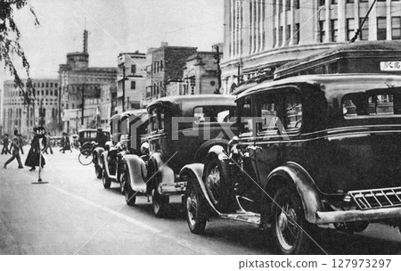 1932 年東京銀座四丁目附近的晴海街老照片 127973297