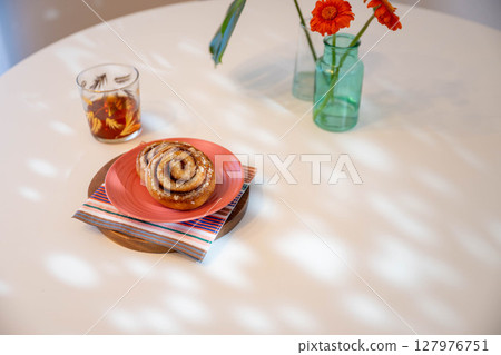 Delicious bread, coffee and glasses 127976751