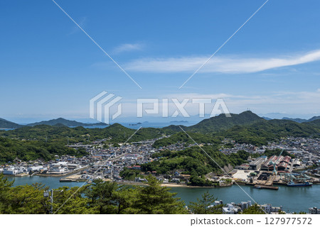 View of the cityscape of Onomichi from the observation deck at the top of Senkoji Temple, Onomichi, Hiroshima Prefecture 127977572