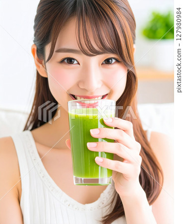 Asian Beauty (Vegetable Smoothie) 127980984