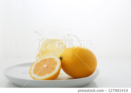 邁耶檸檬橫截面 127981419