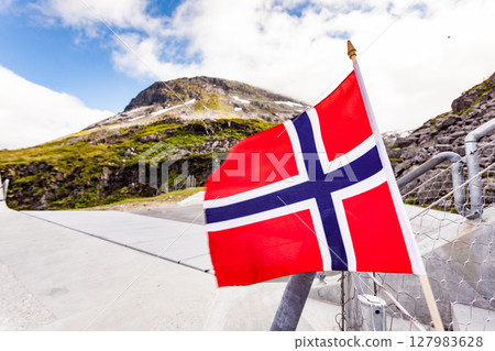 Norwegian flag on Utsikten viewpoint 127983628