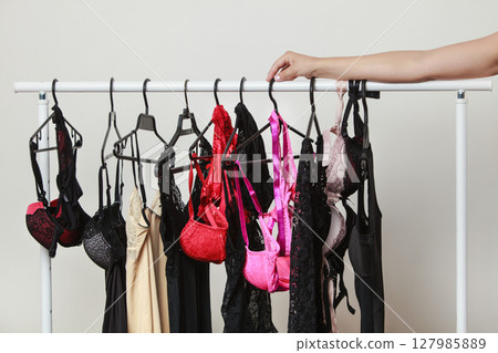 Sensual girl on sexy shopping. 127985889