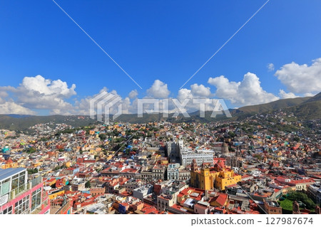 The cityscape of Guanajuato, the most beautiful World Heritage city in Mexico, Central America 127987674