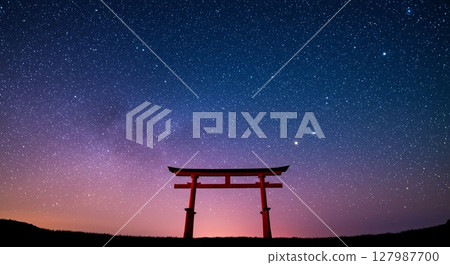 A night sky with countless stars shining, a soft purple gradation, red 127987700