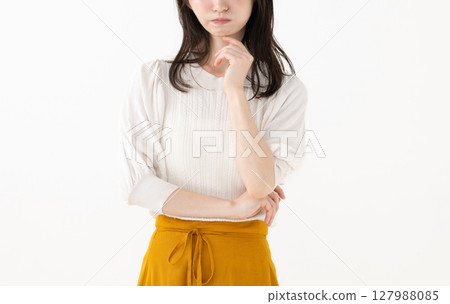  Thinking young lady 127988085