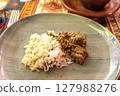 美味的阿塞拜疆肉類和米飯菜餚 127988276