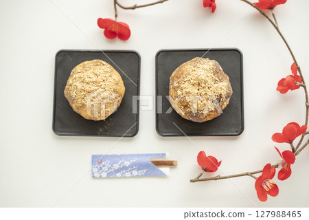 Delicious Japanese sweets Delicious Japanese sweets 127988465