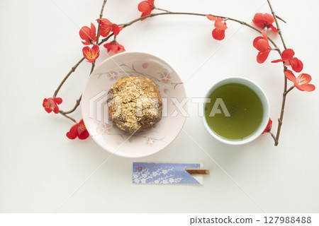 Delicious Japanese sweets Delicious Japanese sweets 127988488