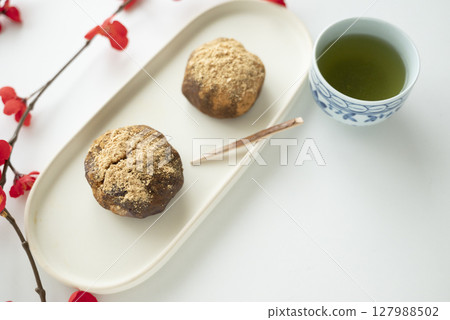 Delicious Japanese sweets Delicious Japanese sweets 127988502