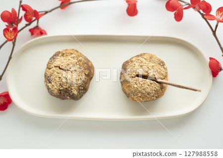 Delicious Japanese sweets Delicious Japanese sweets 127988558