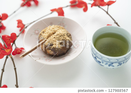Delicious Japanese sweets Delicious Japanese sweets 127988567