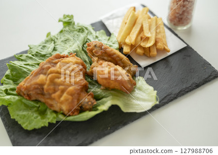 Everyone loves fried chicken Everyone loves fried chicken 127988706