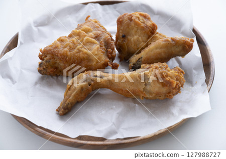 Everyone loves fried chicken Everyone loves fried chicken 127988727