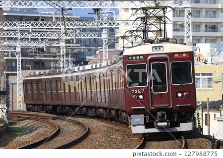 [阪急] 7300系特急（京都線：西京極站） 127988775