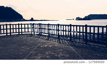 Katsuyama Beach, Kyonan Town, Chiba Prefecture 127989080