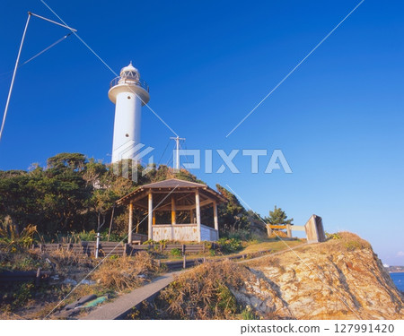 Ise-Shima, Mugisaki Lighthouse / A place where the female diver's whistle, one of Japan's 100 best soundscapes, can often be heard / Ise-Shima National Park 127991420