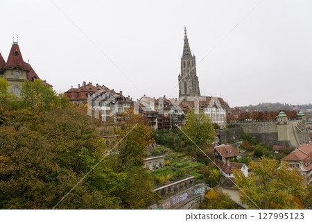 View of the old town of Bern, Switzerland 127995123