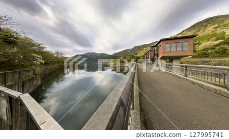 Hakone, Kojiri Water Gate / Hakone, Japan Hakone, Kojiri Water Gate / Hakone, Japan 127995741