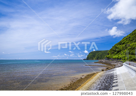 沖繩海岸 127998043