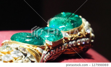 Türkiye Topkapi Palace Treasury Dagger Türkiye Topkapi Palace Treasury Dagger 127998069