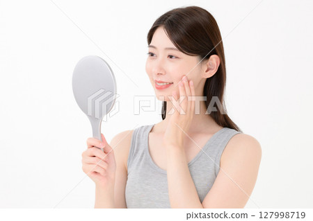 照鏡子的女人 照鏡子的女人 127998719