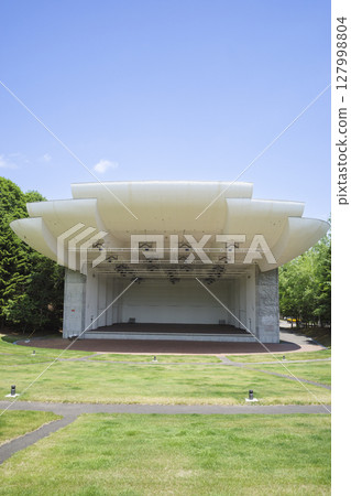 札幌藝術公園野外舞台(當地景點和周邊設施系列) 札幌藝術公園野外舞台(當地景點和周邊設施系列) 127998804