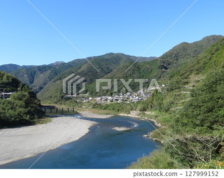 Asao Submerged Bridge, Ochi Town, Kochi Prefecture 127999152