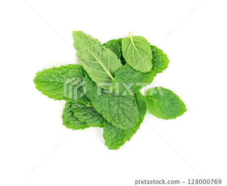 Mint leaves isolated. Peppermint leaf set, green fresh mint, spearmint menthol plant close up Mint leaves isolated. Peppermint leaf set, green fresh mint, spearmint menthol plant close up 128000769