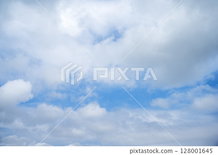 Summer sky, blue sky, sunny, summer, July, image Summer sky, blue sky, sunny, summer, July, image 128001645