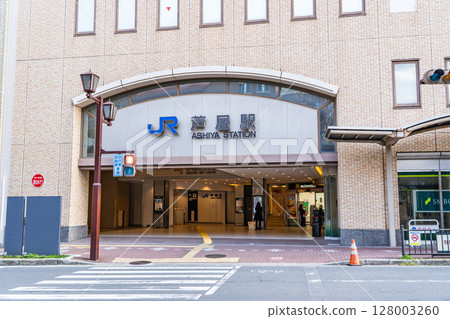 兵庫縣蘆屋市船戶町 JR西日本神戶線蘆屋站北口 兵庫縣蘆屋市船戶町 JR西日本神戶線蘆屋站北口 128003260