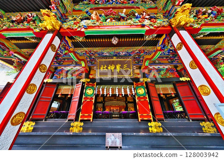 Mitsumine Shrine in early summer Mitsumine Shrine in early summer 128003942