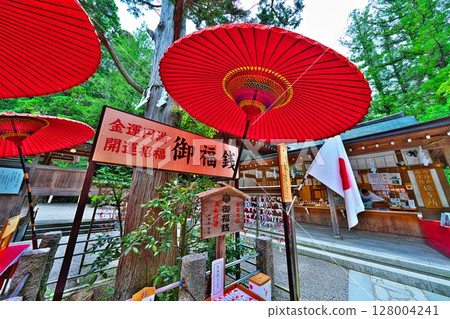 初夏的寶登山神社 初夏的寶登山神社 128004241