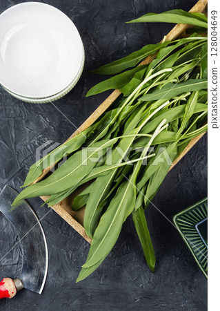 A bunch of wild onion or Ramps on the table. A bunch of wild onion or Ramps on the table. 128004649