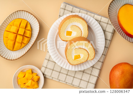 mango swiss roll swiss roll raw milk roll cake roll fruit mango roll cake マンゴー Roll Keki 128006347