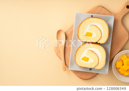 mango swiss roll swiss roll raw milk roll cake roll fruit mango roll cake マンゴー Roll Keki 128006349