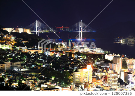 [Nagasaki Prefecture] Night view of Megami Ohashi seen from Kazagashira Park 128007386